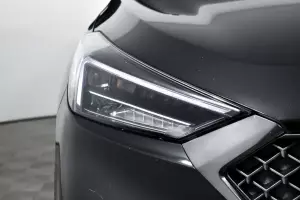 Hyundai  6