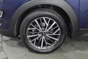 Hyundai  6