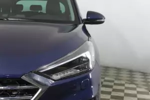 Hyundai  7
