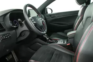 Hyundai  18