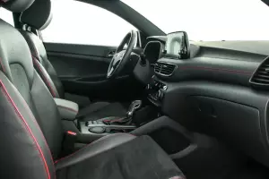 Hyundai  17
