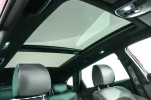 Hyundai  4