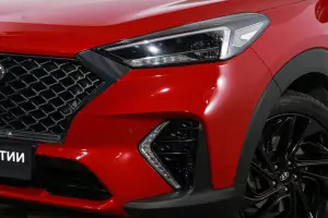 Hyundai  23