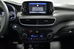 Hyundai  9