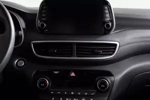 Hyundai  12