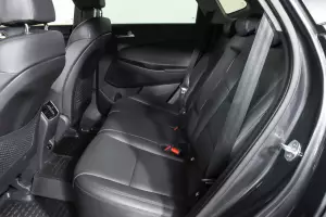 Hyundai  15