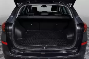 Hyundai  6