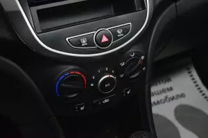 Hyundai  11