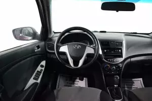 Hyundai  7