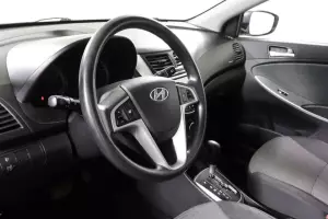 Hyundai  9