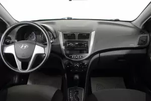 Hyundai  10