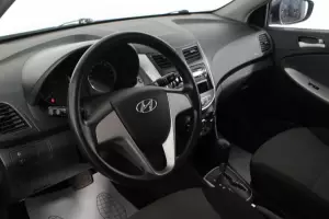 Hyundai  13