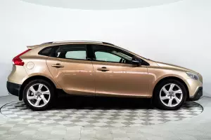 Volvo  3