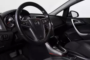 Opel  11