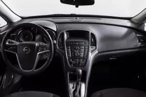 Opel  9