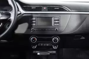 Kia  9