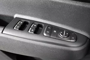 Kia  10