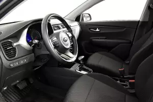 Kia  11