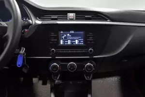 Kia  8
