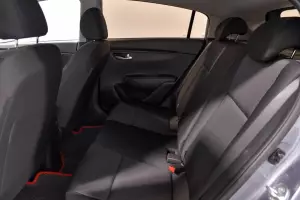 Kia  4