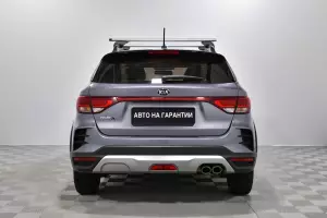 Kia  22
