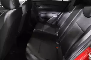 Kia  10
