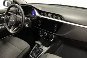 Kia  11