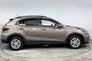 Kia  3