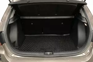 Kia  6