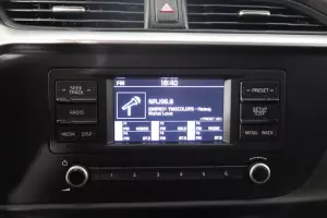 Kia  6