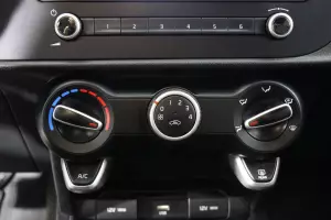 Kia  5