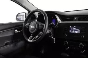 Kia  10