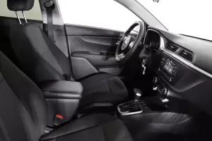 Kia  9