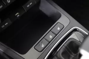 Kia  5