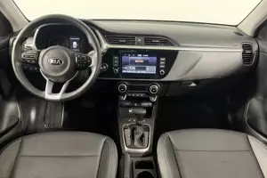 Kia  10