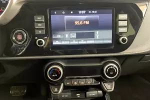 Kia  6
