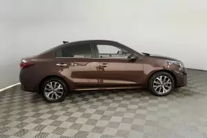 Kia  17
