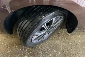 Kia  12