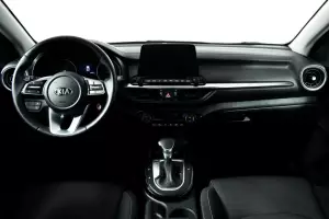 Kia  8