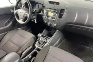Kia  4