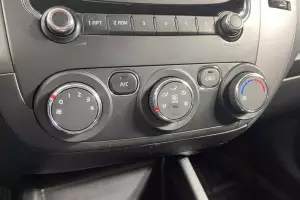 Kia  6