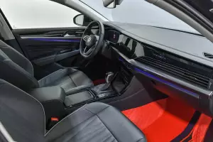 Volkswagen  6