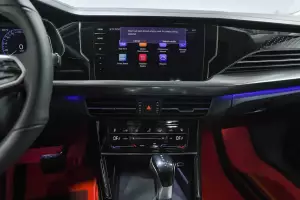 Volkswagen  8