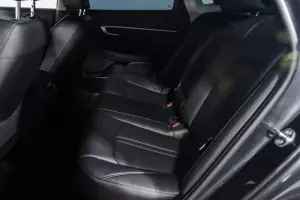 Hyundai  16