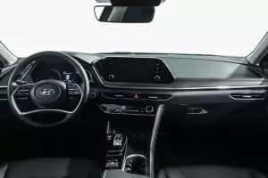 Hyundai  9
