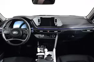 Hyundai  10