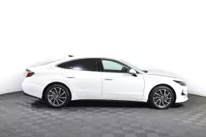 Hyundai  3