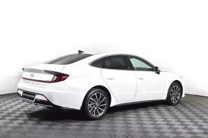 Hyundai  4