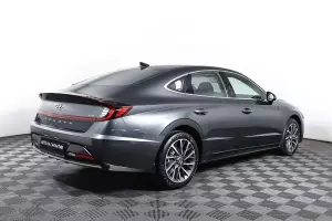 Hyundai  19