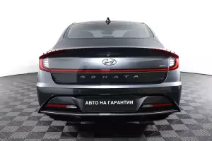 Hyundai  18